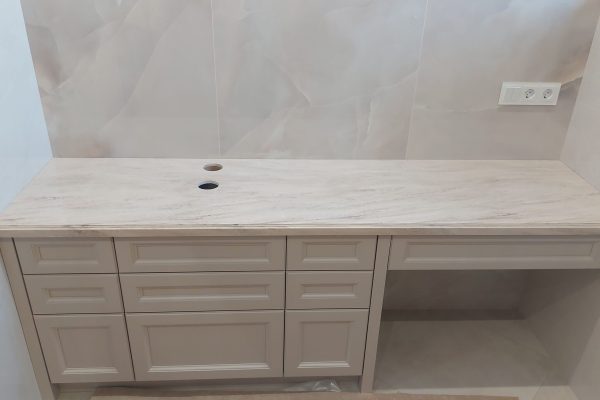 stoleshnica_akril_su-1