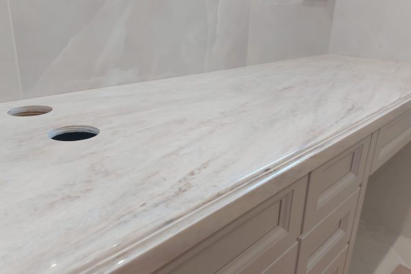 stoleshnica_akril_su-2