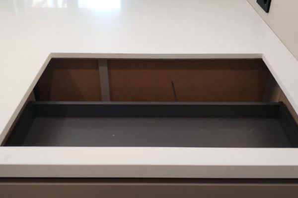 stoleshnica_kvarc_kuhnya-13