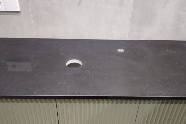 stoleshnica_kvarc_su-4